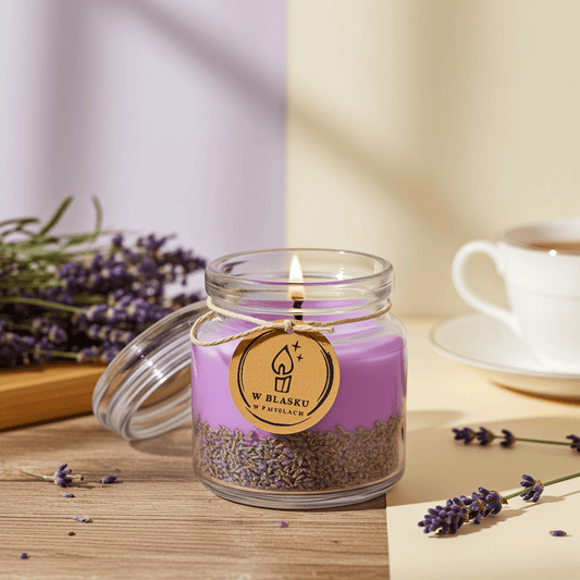 "Lavender Whisper" 300ml. - Świeca sojowa o zapachu lawendy (czas palenia ok. 45h.) - W Zmysłach