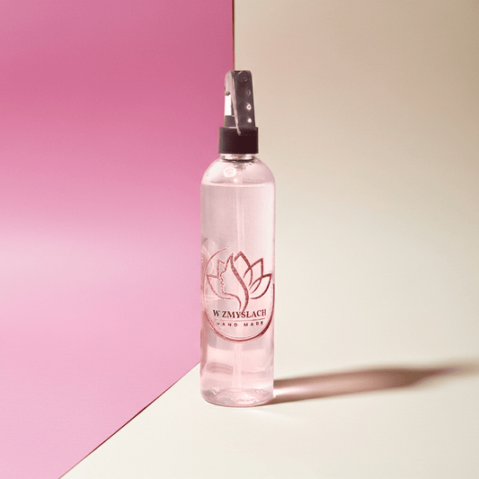 ROSESENMARY 300ml - mgiełka zapachowa o zapachu róży z nutą drzewa sandałowego - W Zmysłach