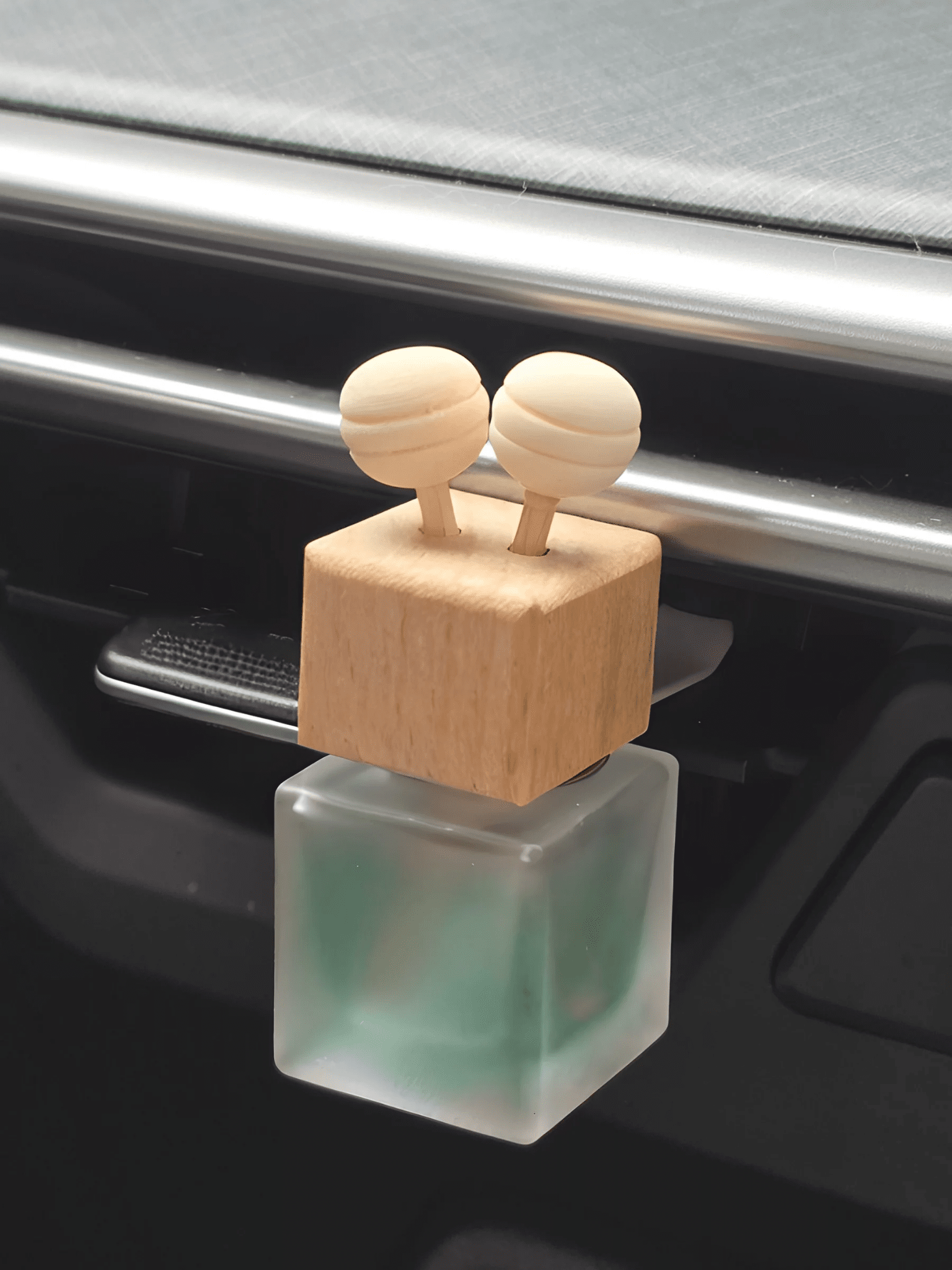 Sense of Car - W Zmysłach