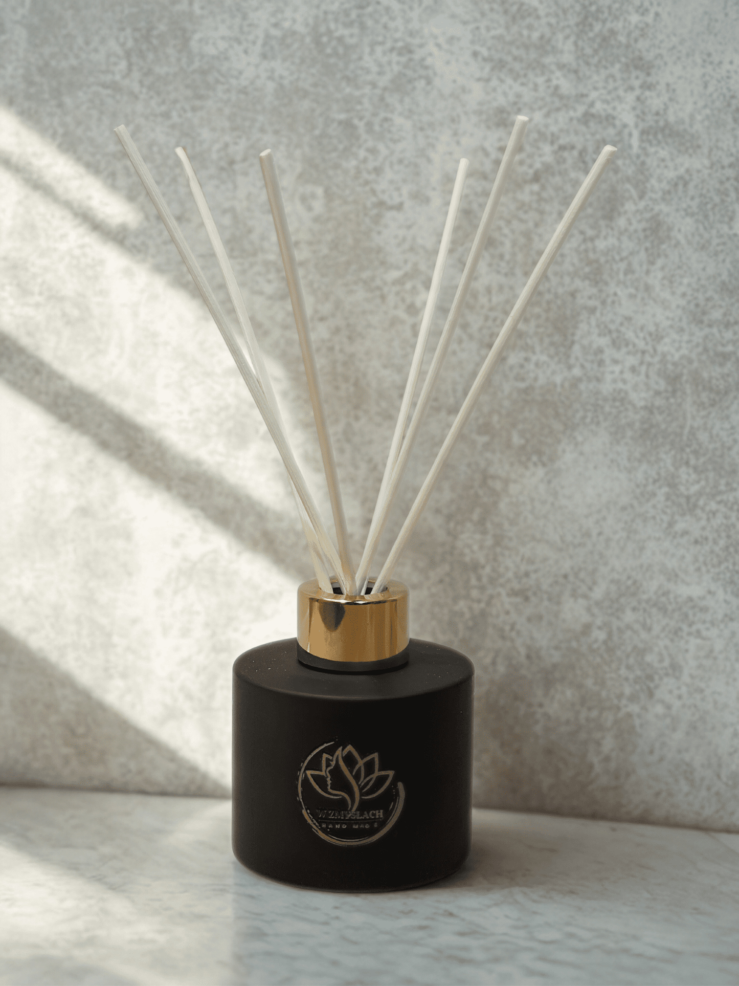 "Urban Wood" 100ml - dyfuzor patyczkowy dla niego - W Zmysłach